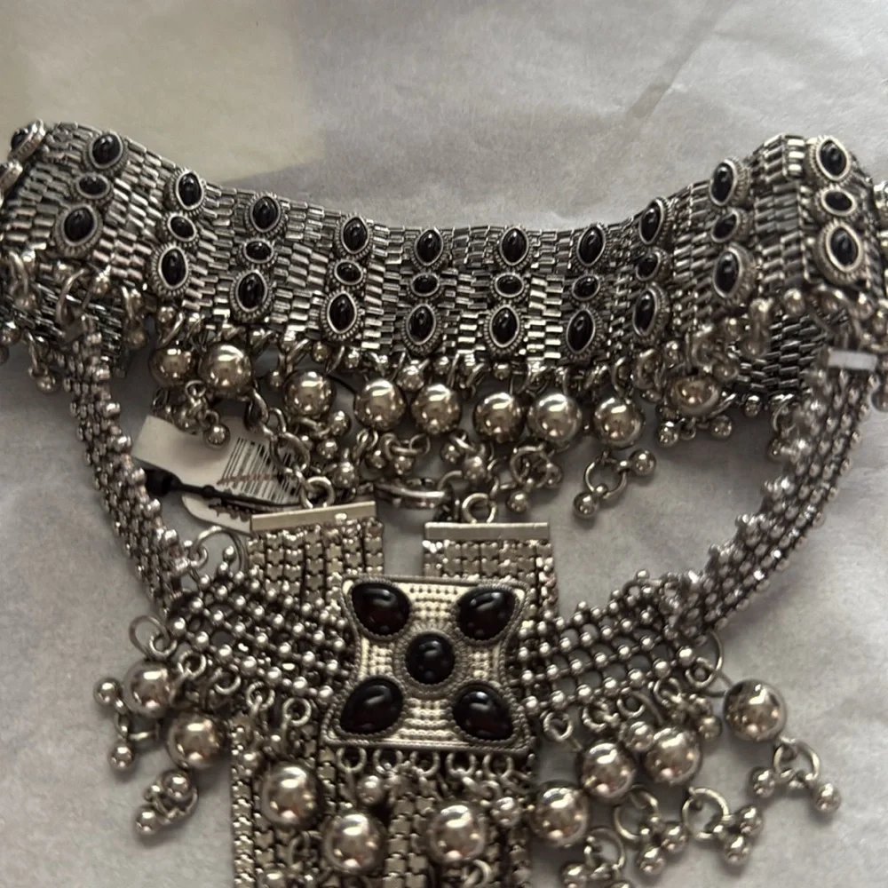 Sadie Necklace
NWT
Free People
Color - Silver - Picture 8 of 8